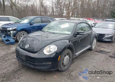2013 Volkswagen Beetle 2.5L из США, поврежденный, VIN 3VWJP7AT9DM665822